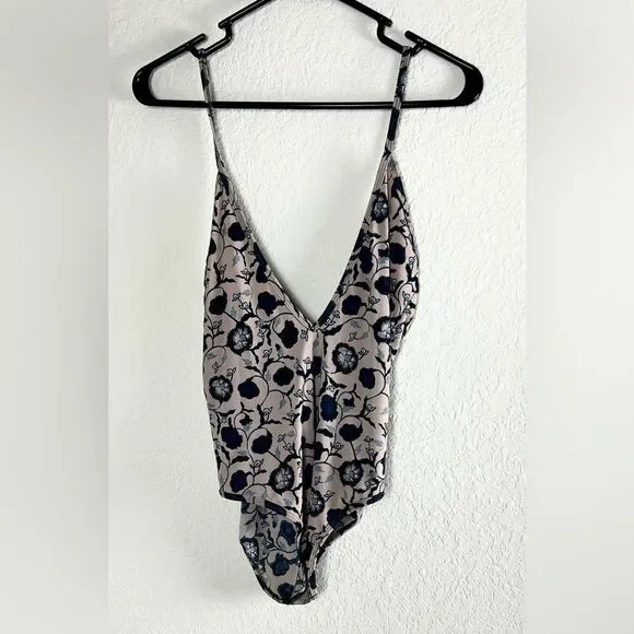 Endless Summer Stella Floral Maxi - Picture 6 of 16